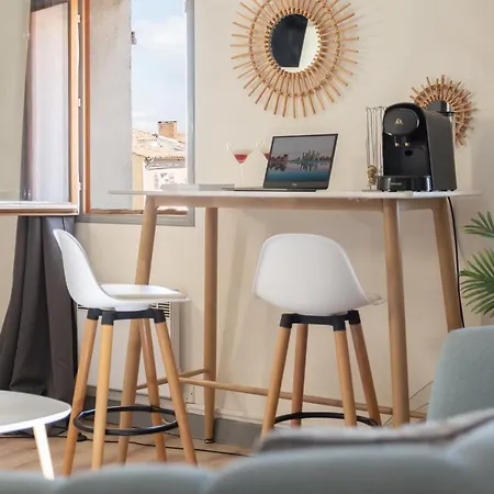 Tothetop - Port- Host Provence Apartment La Seyne-sur-Mer
